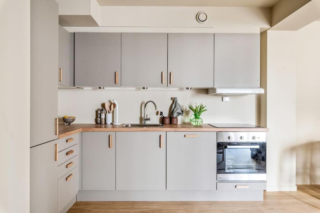 Apartment Magnificent Modern — Gamle Oslo/ Bjorvika Oslo